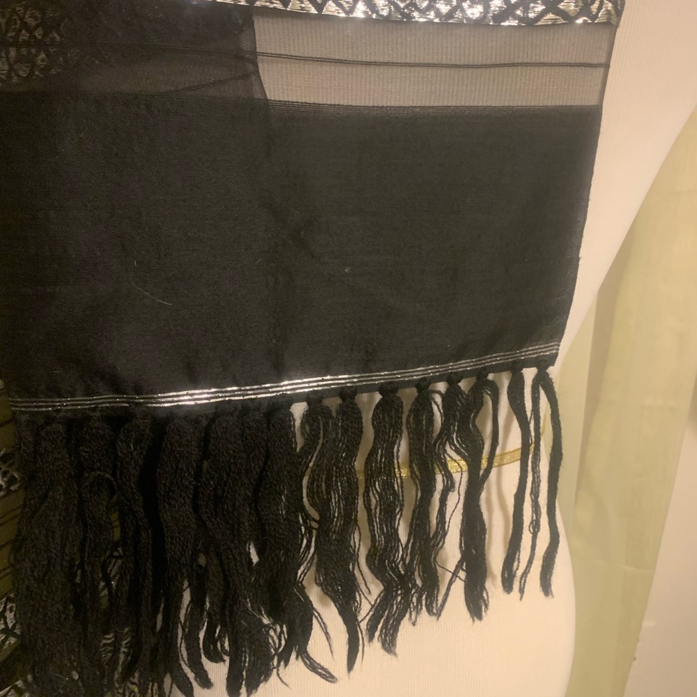 Elegant Black and Silver Sheer Shawl - Picture 5 of 6